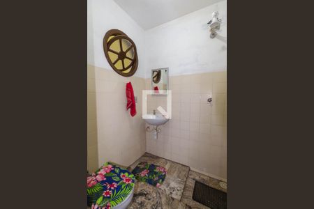 Casa para alugar com 250m², 3 quartos e 3 vagasBanheiro Área de Serviço