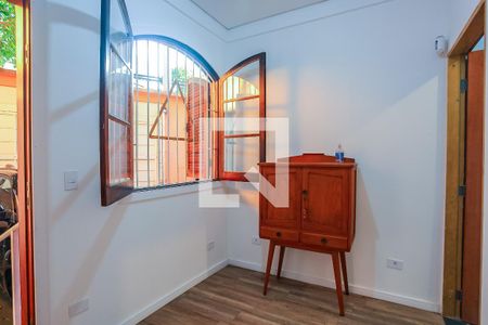Sala de casa à venda com 3 quartos, 153m² em Jardim Maria Duarte, São Paulo