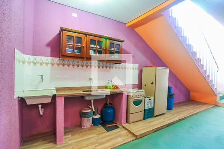 Casa à venda com 153m², 3 quartos e 2 vagasCozinha