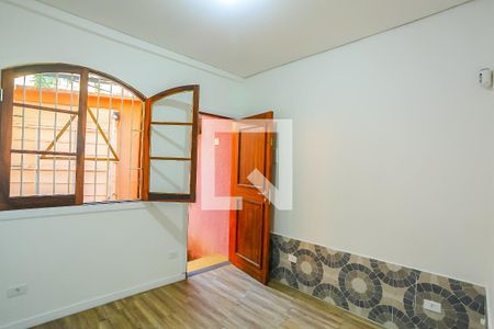 Quarto 2 de casa para alugar com 3 quartos, 153m² em Jardim Maria Duarte, São Paulo