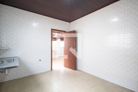 Casa para alugar com 105m², 2 quartos e 2 vagasCozinha