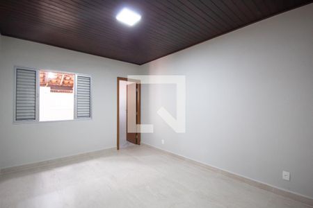 Casa para alugar com 105m², 2 quartos e 2 vagasSuíte 2