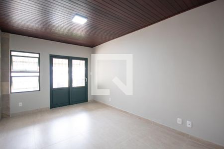 Sala de casa para alugar com 2 quartos, 105m² em Vila Campesina, Osasco