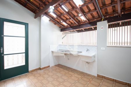 Casa para alugar com 105m², 2 quartos e 2 vagasÁrea de Serviço
