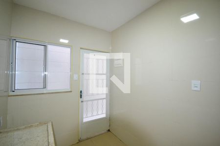 Cozinha de casa para alugar com 2 quartos, 68m² em Heliópolis, Belford Roxo