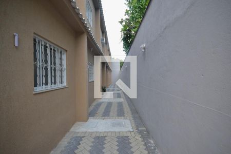 Quintal de casa para alugar com 2 quartos, 68m² em Heliópolis, Belford Roxo