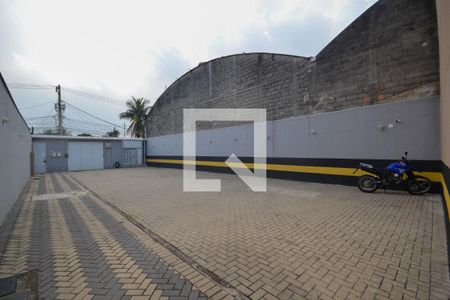 Garagem de casa para alugar com 2 quartos, 68m² em Heliópolis, Belford Roxo
