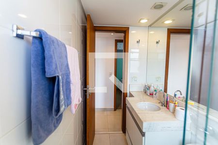 Apartamento para alugar com 90m², 3 quartos e 3 vagasBanheiro Social