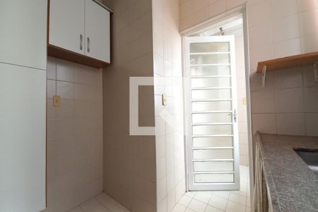 Cozinha  de apartamento à venda com 1 quarto, 52m² em Jardim Paraíso, Campinas