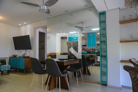 Sala de apartamento para alugar com 2 quartos, 70m² em Marapé, Santos