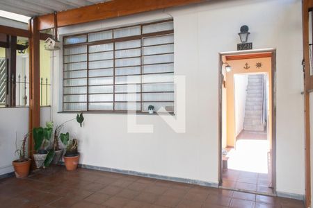 Casa à venda com 128m², 3 quartos e 2 vagasGaragem