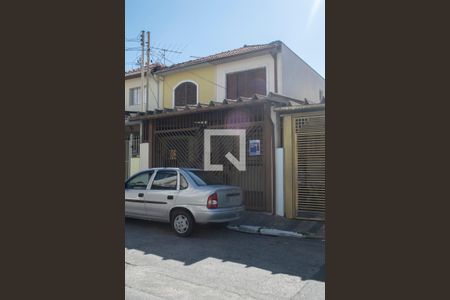 Casa à venda com 128m², 3 quartos e 2 vagasFachada