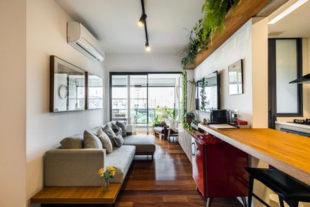 Sala de apartamento à venda com 2 quartos, 73m² em Cerqueira César, São Paulo