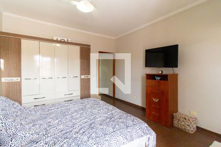 Casa à venda com 212m², 2 quartos e 1 vagaSuíte 02