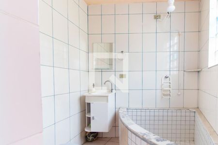 Casa à venda com 212m², 2 quartos e 1 vagaBanheiro Social 02