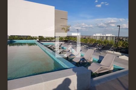 Studio à venda com 27m², 1 quarto e sem vaga Studio à venda com 27m², 1 quarto e sem vagaÁrea comum - Piscina