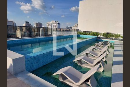 Studio à venda com 27m², 1 quarto e sem vaga Studio à venda com 27m², 1 quarto e sem vagaÁrea comum - Piscina