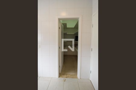 Casa de condomínio para alugar com 310m², 3 quartos e 2 vagasCozinha