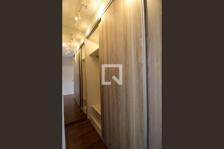 Casa de condomínio para alugar com 310m², 3 quartos e 2 vagasCloset da suíte 1