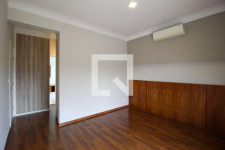 Casa de condomínio para alugar com 310m², 3 quartos e 2 vagasSuíte 1