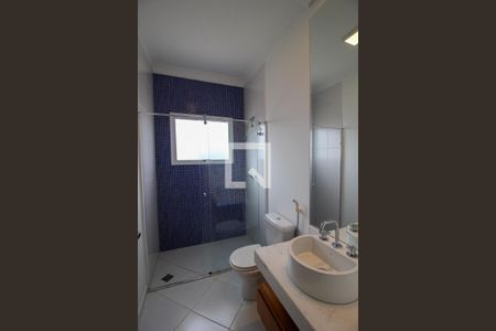 Casa de condomínio para alugar com 310m², 3 quartos e 2 vagasBanheiro da Suíte 3