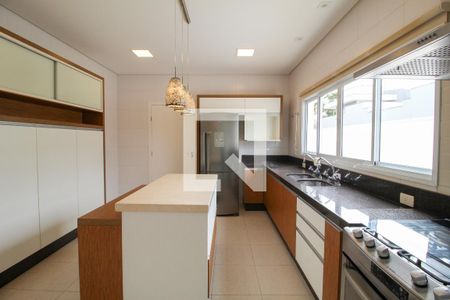 Casa de condomínio para alugar com 310m², 3 quartos e 2 vagasCozinha