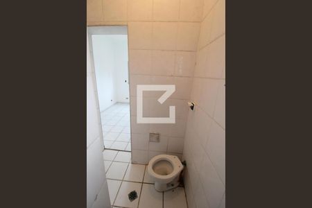 Casa à venda com 240m², 5 quartos e 4 vagasSuite 3 - Banheiro