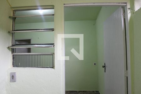 Área de serviço de casa para alugar com 1 quarto, 38m² em Vila Nhocuné, São Paulo