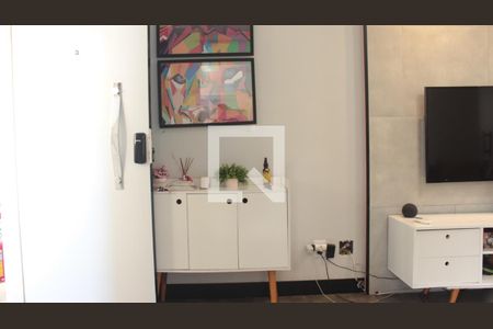 Detalhe Sala de apartamento à venda com 2 quartos, 51m² em Paraisópolis, São Paulo