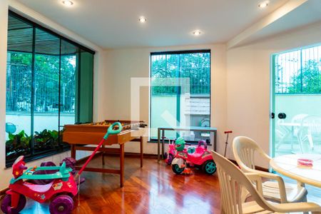 Apartamento à venda com 96m², 3 quartos e 2 vagasBrinquedoteca