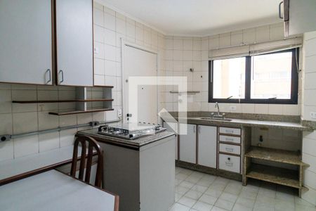 Apartamento à venda com 96m², 3 quartos e 2 vagasCozinha