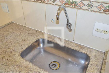 Apartamento à venda com 59m², 2 quartos e 2 vagas Apartamento à venda com 59m², 2 quartos e 2 vagasCozinha