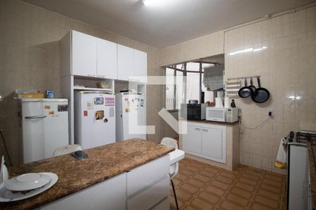 Apartamento à venda com 219m², 2 quartos e 1 vaga Apartamento à venda com 219m², 2 quartos e 1 vagaCozinha