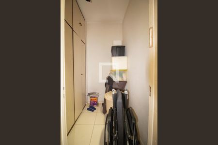 Apartamento à venda com 219m², 2 quartos e 1 vaga Apartamento à venda com 219m², 2 quartos e 1 vagaQuarto 2 da área de serviço