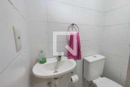 Banheiro da Suite de apartamento à venda com 3 quartos, 65m² em Taquara, Rio de Janeiro
