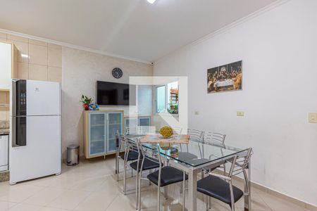 Casa à venda com 243m², 3 quartos e 5 vagas Casa à venda com 243m², 3 quartos e 5 vagasCozinha