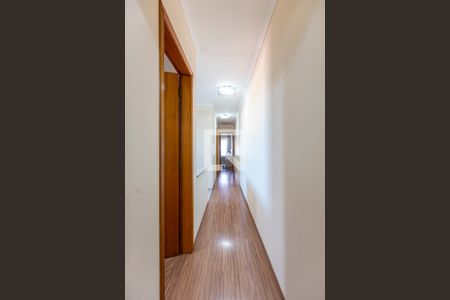 Casa à venda com 243m², 3 quartos e 5 vagas Casa à venda com 243m², 3 quartos e 5 vagasCorredor Dormitórios