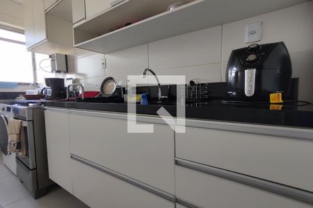 Apartamento à venda com 57m², 2 quartos e 1 vagaCozinha - Armários