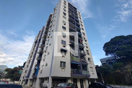 Apartamento à venda com 57m², 2 quartos e 1 vagaFachad