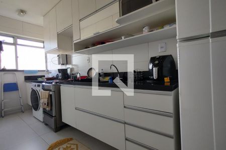 Apartamento à venda com 57m², 2 quartos e 1 vagaCozinha - Armários