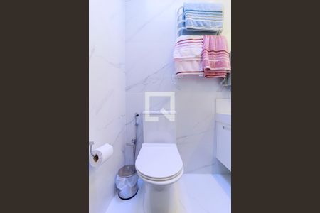 Casa à venda com 399m², 3 quartos e 4 vagas Casa à venda com 399m², 3 quartos e 4 vagasSuíte Principal - Banheiro