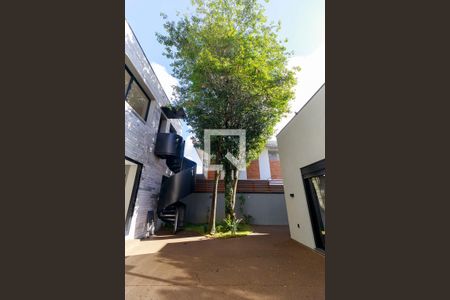 Casa à venda com 399m², 3 quartos e 4 vagas Casa à venda com 399m², 3 quartos e 4 vagasÁrea Externa