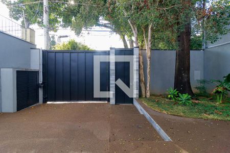 Casa à venda com 399m², 3 quartos e 4 vagas Casa à venda com 399m², 3 quartos e 4 vagasGaragem