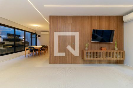 Sala de casa à venda com 3 quartos, 399m² em Granja Julieta, São Paulo