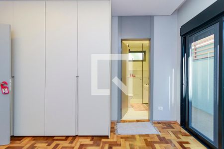 Casa à venda com 399m², 3 quartos e 4 vagas Casa à venda com 399m², 3 quartos e 4 vagasSuíte 1