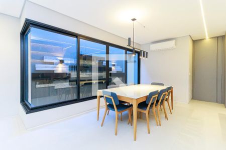 Casa à venda com 399m², 3 quartos e 4 vagas Casa à venda com 399m², 3 quartos e 4 vagasSala