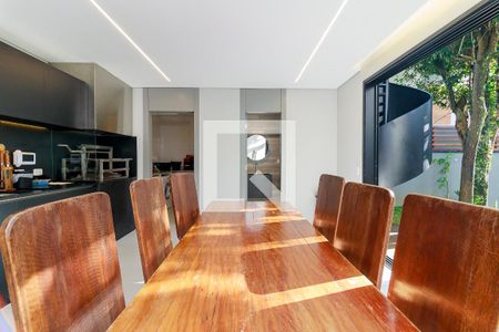 Casa à venda com 399m², 3 quartos e 4 vagas Casa à venda com 399m², 3 quartos e 4 vagasEspaço Gourmet