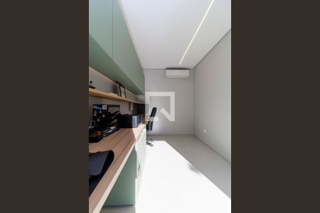 Casa à venda com 399m², 3 quartos e 4 vagas Casa à venda com 399m², 3 quartos e 4 vagasEscritório