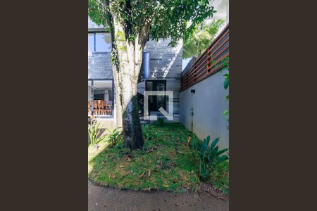 Casa à venda com 399m², 3 quartos e 4 vagas Casa à venda com 399m², 3 quartos e 4 vagasJardim