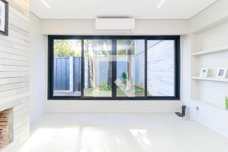 Sala de casa à venda com 3 quartos, 399m² em Granja Julieta, São Paulo